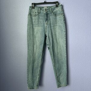 HT Denim Mom Jean Tapered Leg Light Wash High Rise 7 90s Style Cotton Relaxed